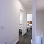 Ada Villa *