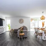Ada Villa Puerto del Carmen (Lanzarote)