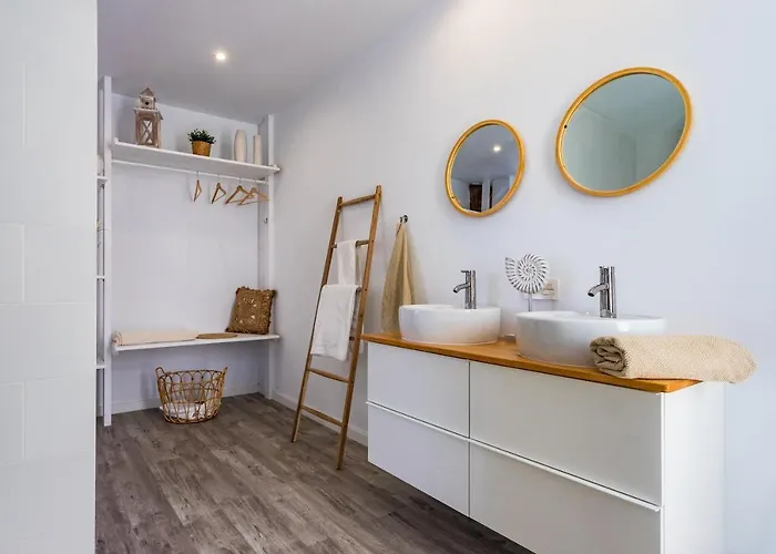 Ada Πουέρτο Ντελ Κάρμεν