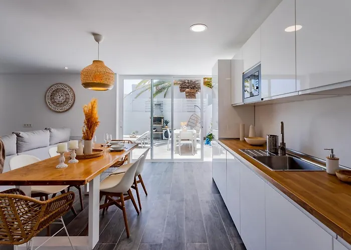 Ada Villa Puerto del Carmen (Lanzarote)