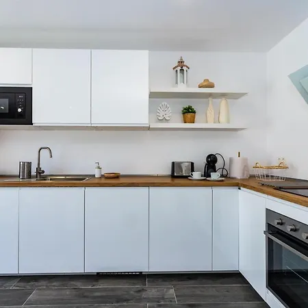 Ada * بويرتو ذيل كارمين